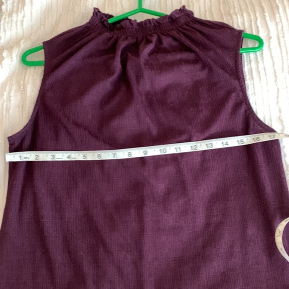 Too - Picture 4 of 5